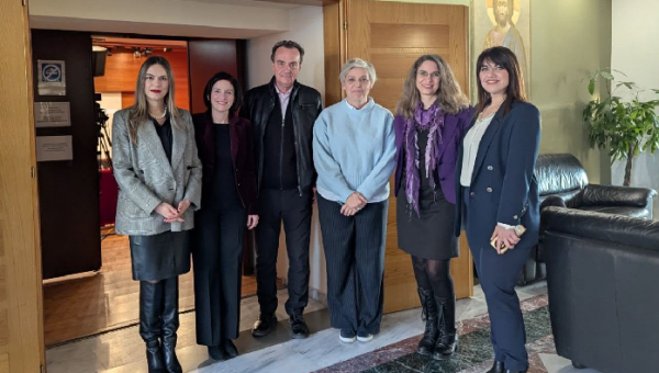 Το ΕΚΚΑ συνεχίζει την υποστήριξη της επιμόρφωσης των εκπαιδευτικών σε θέματα διαχείρισης περιστατικών ενδοοικογενειακής βίας